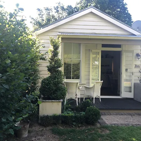 The Wash-House Historic Cottage Close To Hobbiton Matamata Exterior photo
